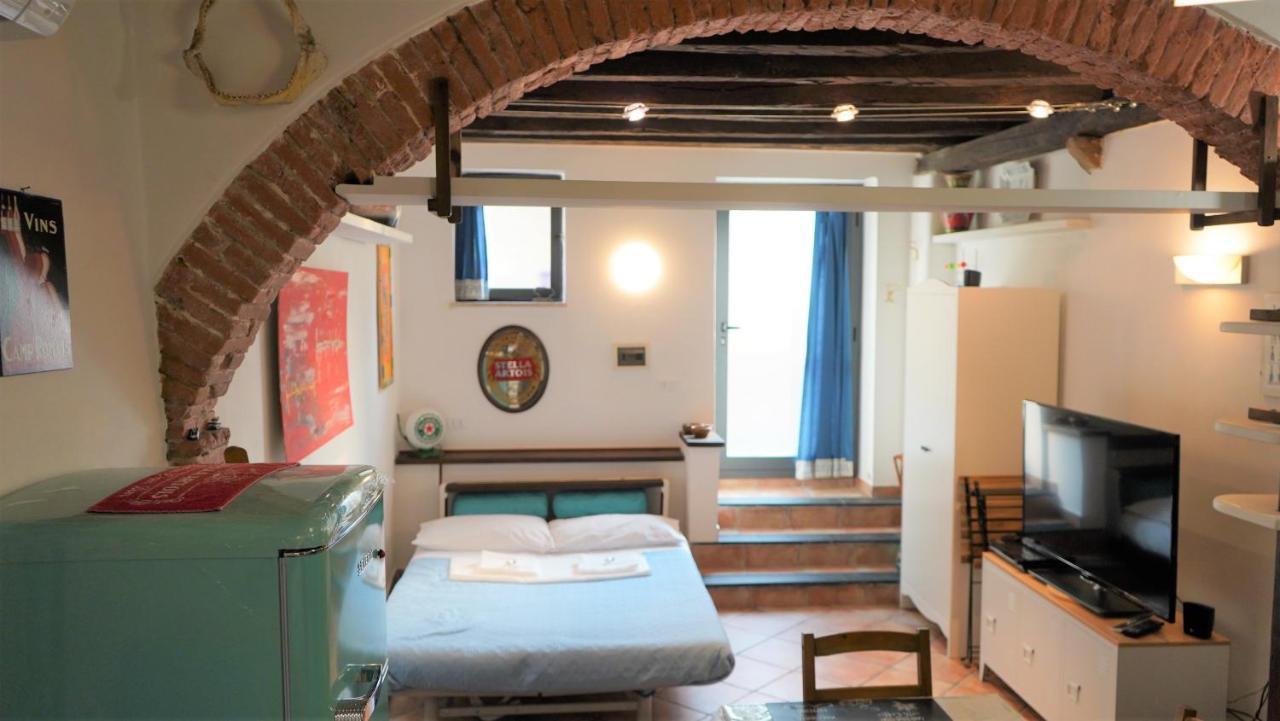 La Taverna Di Gianni Near The Beach Italy Riviera Σαβόνα Εξωτερικό φωτογραφία