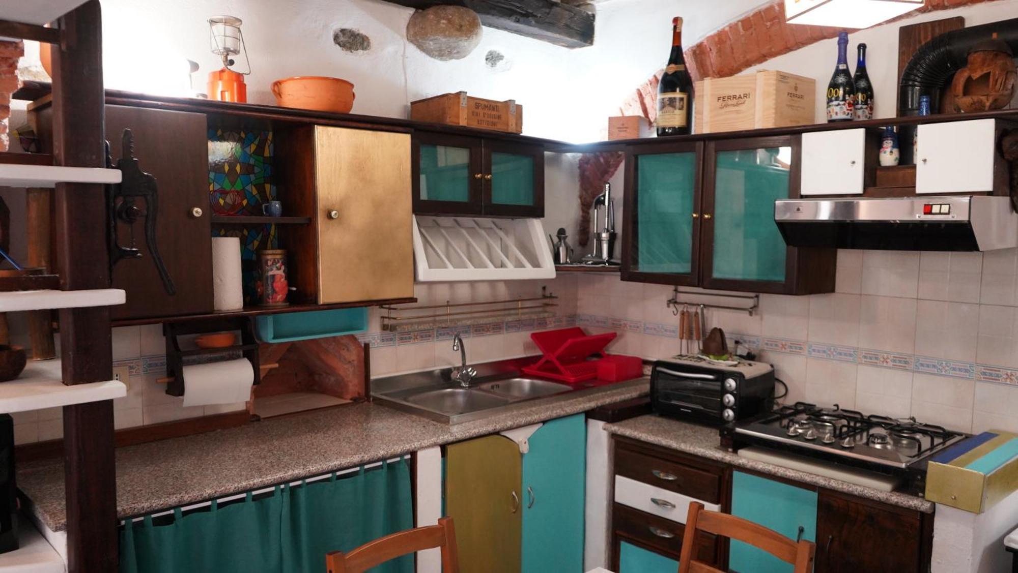 La Taverna Di Gianni Near The Beach Italy Riviera Σαβόνα Εξωτερικό φωτογραφία